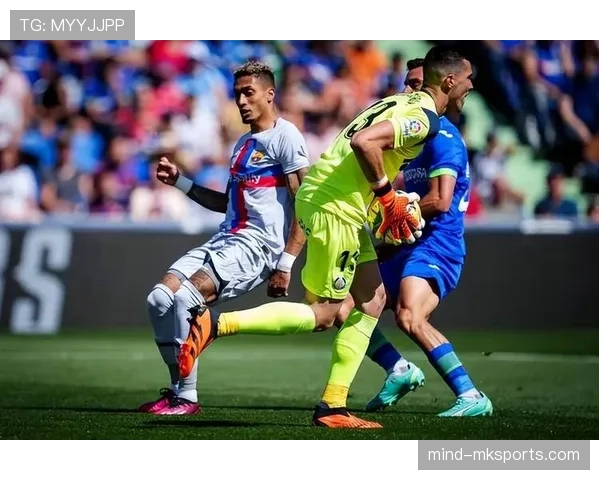 巴萨控球优势难掩结构失衡,比赛掌控力持续下滑 巴萨控球优势难掩结构失衡,比赛掌控力持续下滑